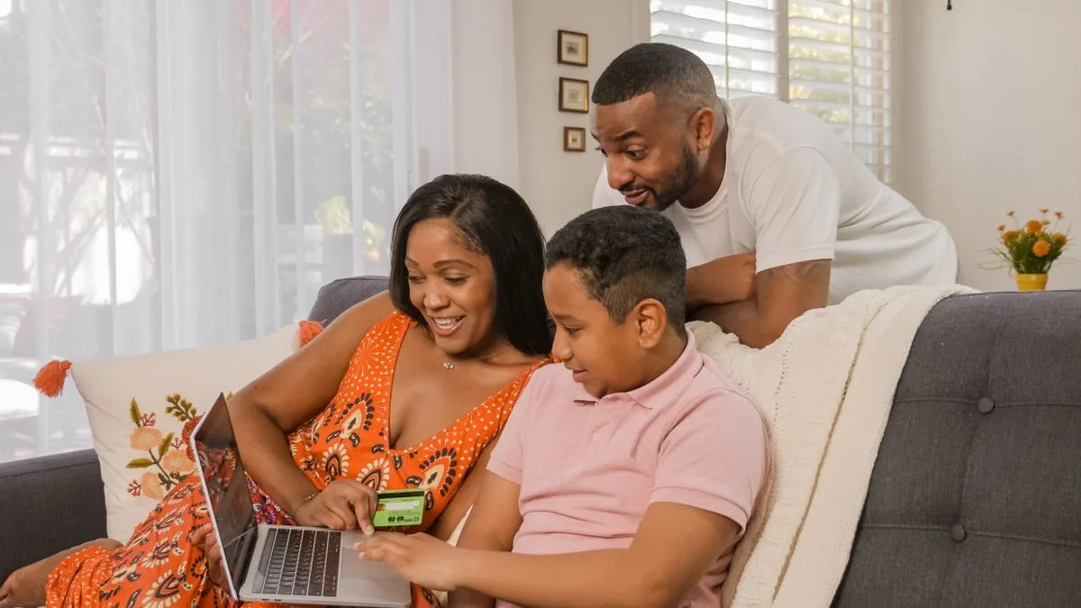 Family comparing personal loans online in Canada